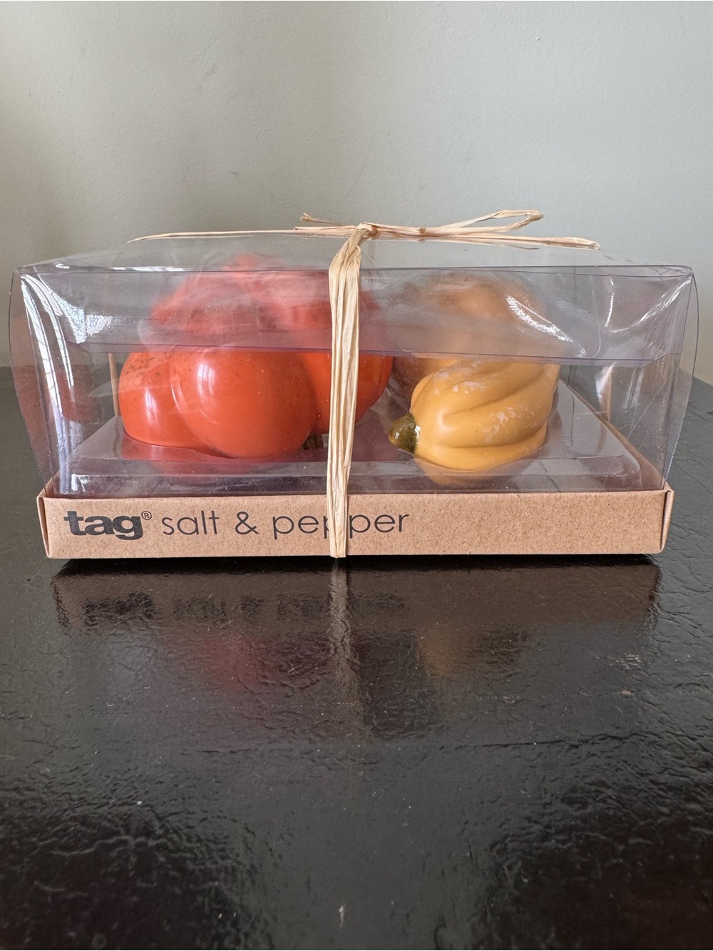 Tag Autumn Harvest Gourd & Pumpkin Salt & Pepper Shaker Set NIB